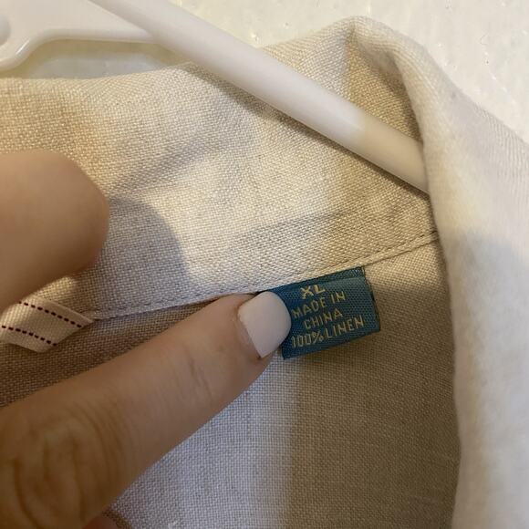 Tommy Bahama Shirt Mens Beige 100% Linen Pintuck Button Up Short Sleeve Size XL - Picture 2 of 6